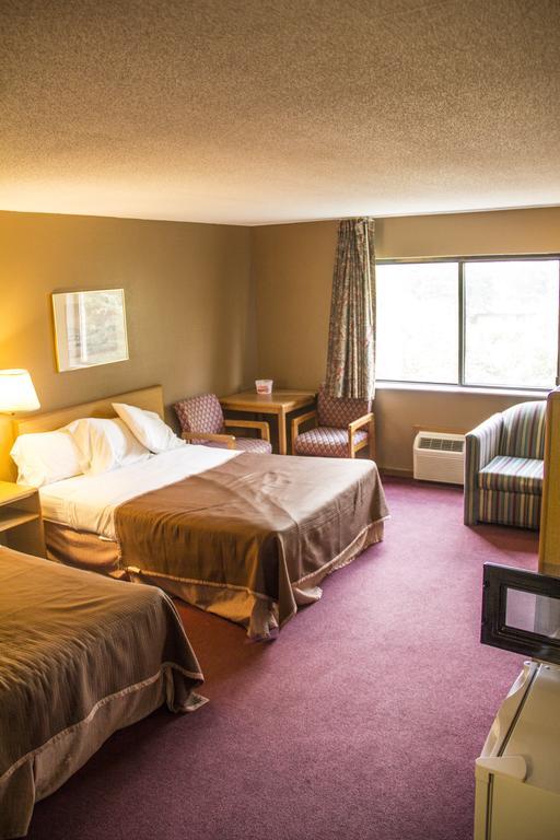 Diamond Hotel Wisconsin Dells Zimmer foto