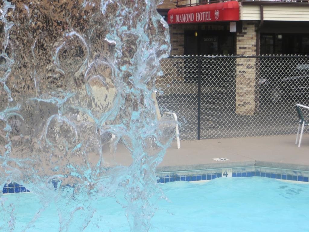 Diamond Hotel Wisconsin Dells Exterior foto
