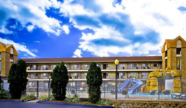 Diamond Hotel Wisconsin Dells Exterior foto